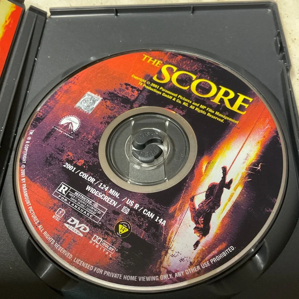 DVD - The Score.  V139